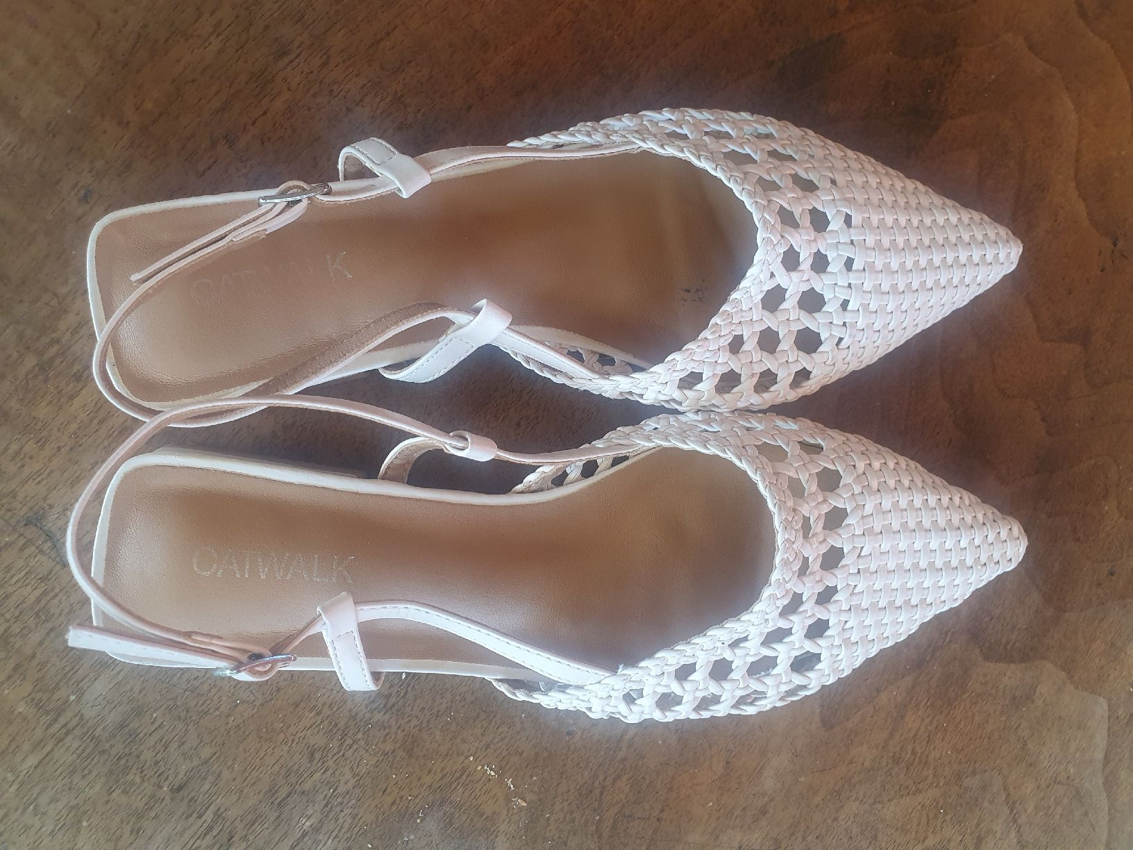 Scarpe da donna: Escarpins tressés 39 – Usato da Carouge GE venduto da bub_c8hk 2
