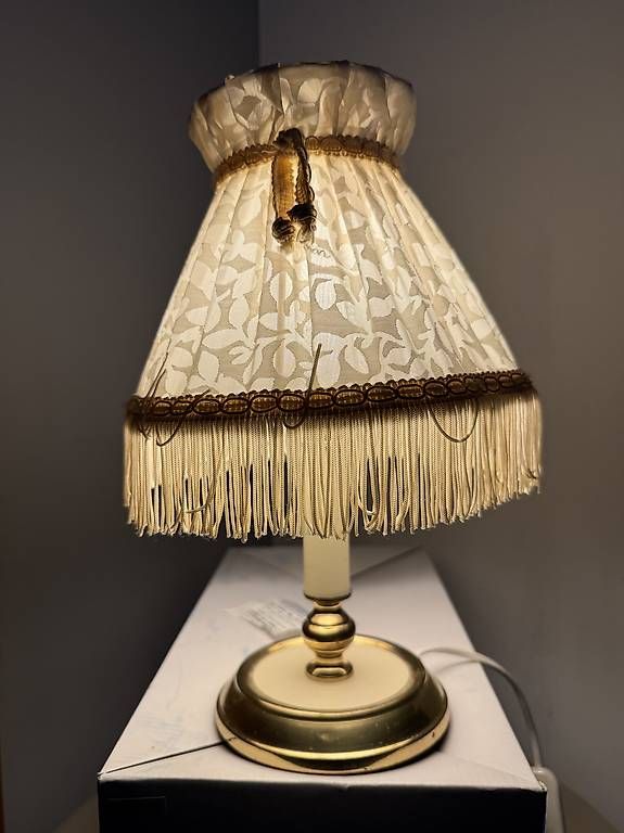 Lampade: Lampe de chevet vintage  – Usato da St-Prex venduto da jlr_g72v