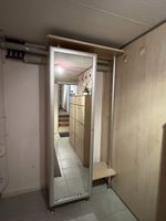 Garderobe mit Spiegel, Kleiderstange, Tablare
