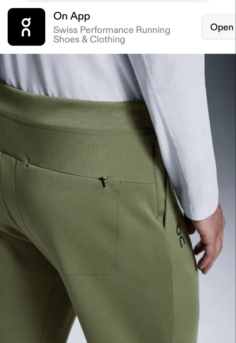 Pantaloni: ON sweatpants – Usato da Lausanne venduto da NYC67 7