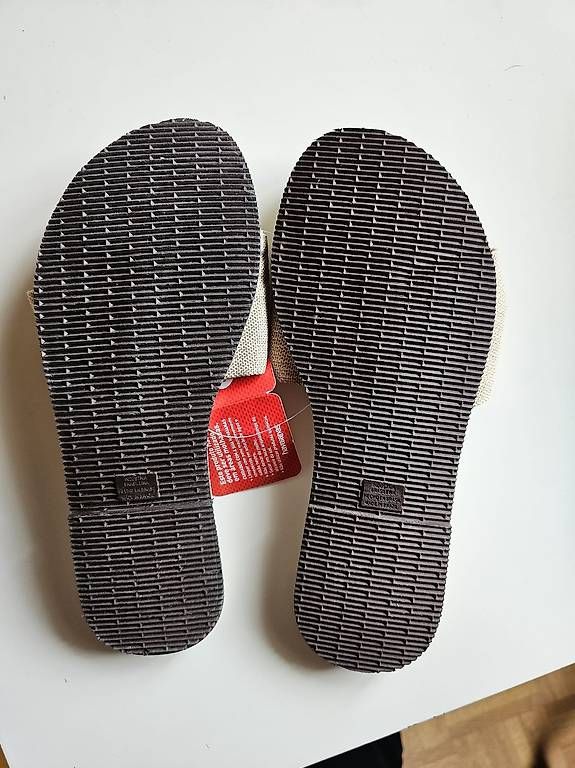 Havaianas Scarpe da donna: Chaussures Havaianas neuves – Usato da Cheseaux venduto da 19j_h9pw 1