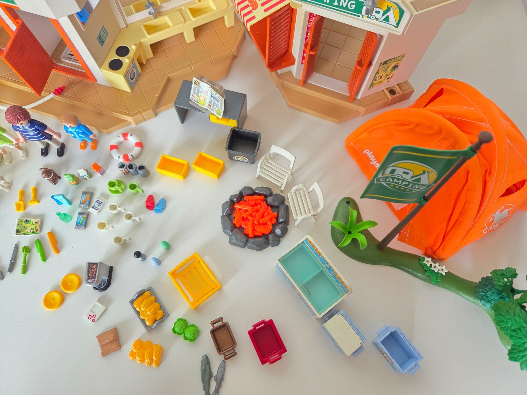 Playmobil Giocattoli: Playmobil Camping Set gebrauchter Zustand – Usato da Zürich venduto da Lela-Mirela 3
