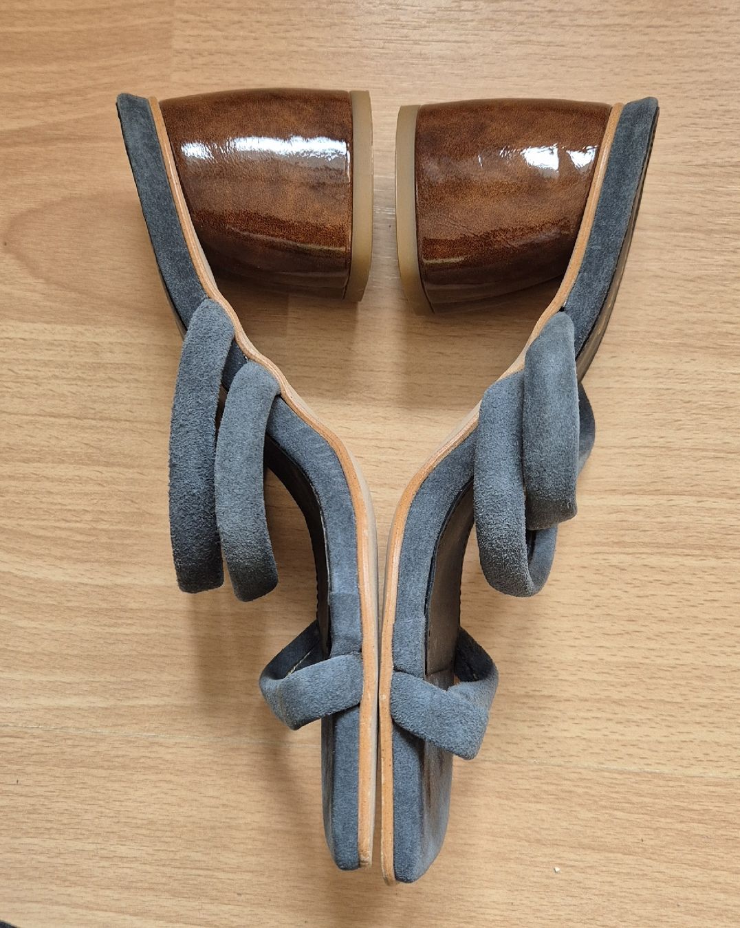 Alohas Damenschuhe: ALOHAS Sandale mit Absatz – Gebraucht aus Wil AG von yol.z 2