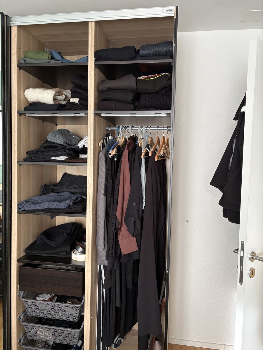 Armadi: Moderner Kleiderschrank, Top Zustand – Usato da Zofingen venduto da mic_vx5x 1