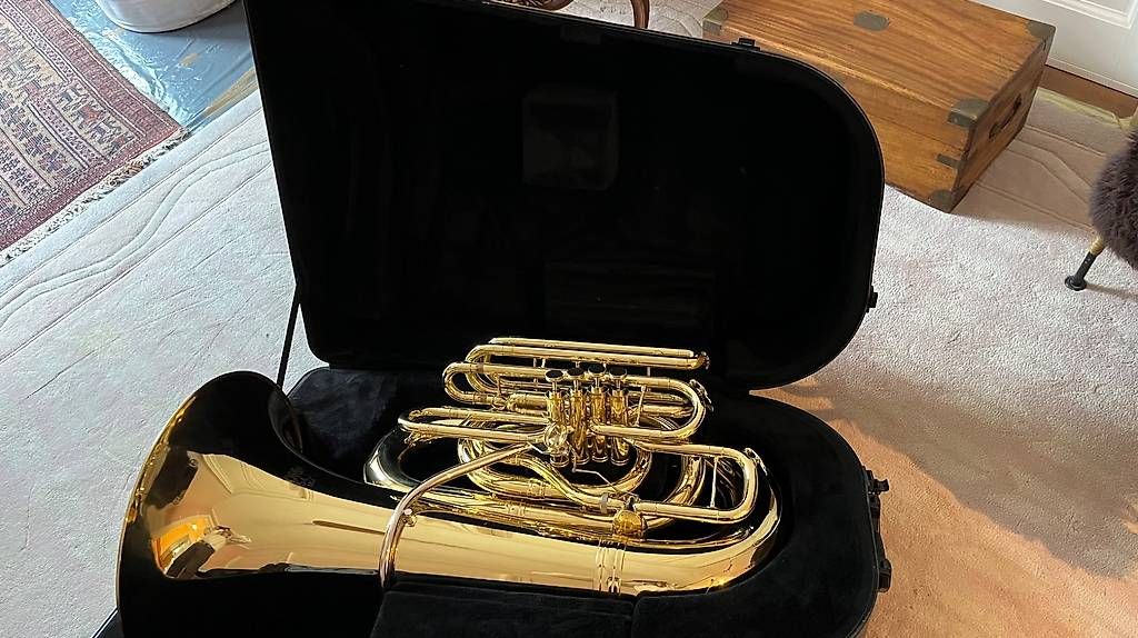 Strumenti musicali: Tuba en Do Conn 54J – Usato da Châtelaine venduto da ianGL 1