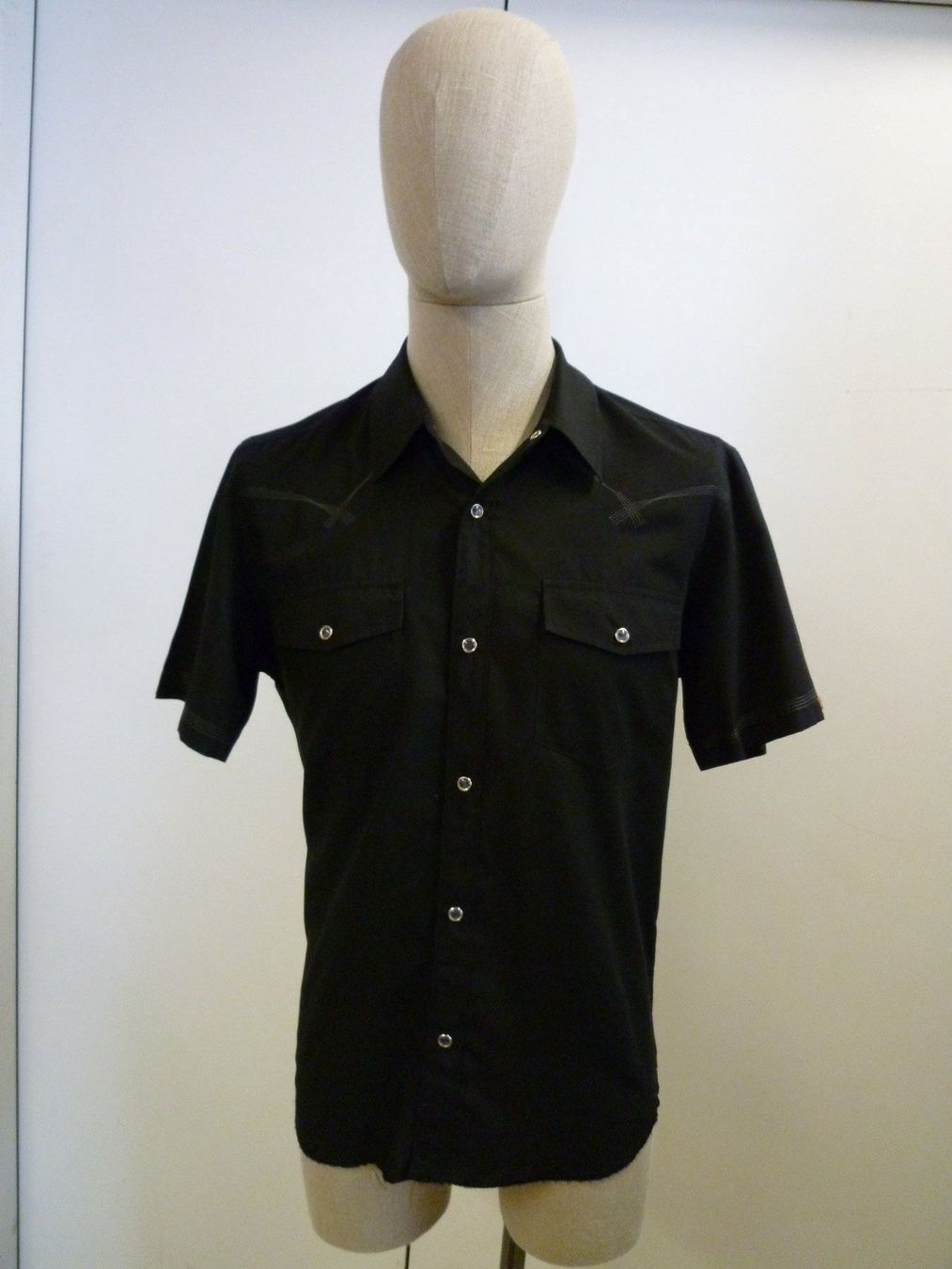 Camicie: Quicksilver Casual Hemd kurzarm – Usato da Obfelden venduto da Masme