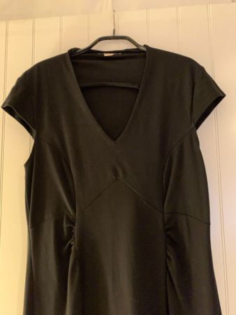 Robe noire t.42