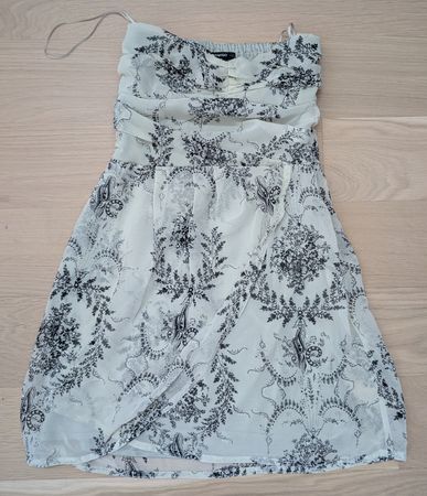 Kleid von Mango 