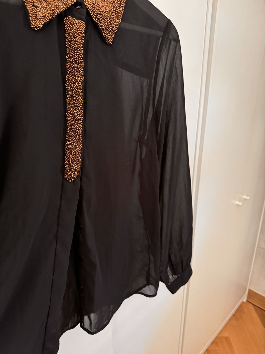 Vila Camicette: Schwarze durchsichtige Vila Bluse mit Perlen M – Nuovo (secondo la descrizione) da Richterswil venduto da Manu55555 3
