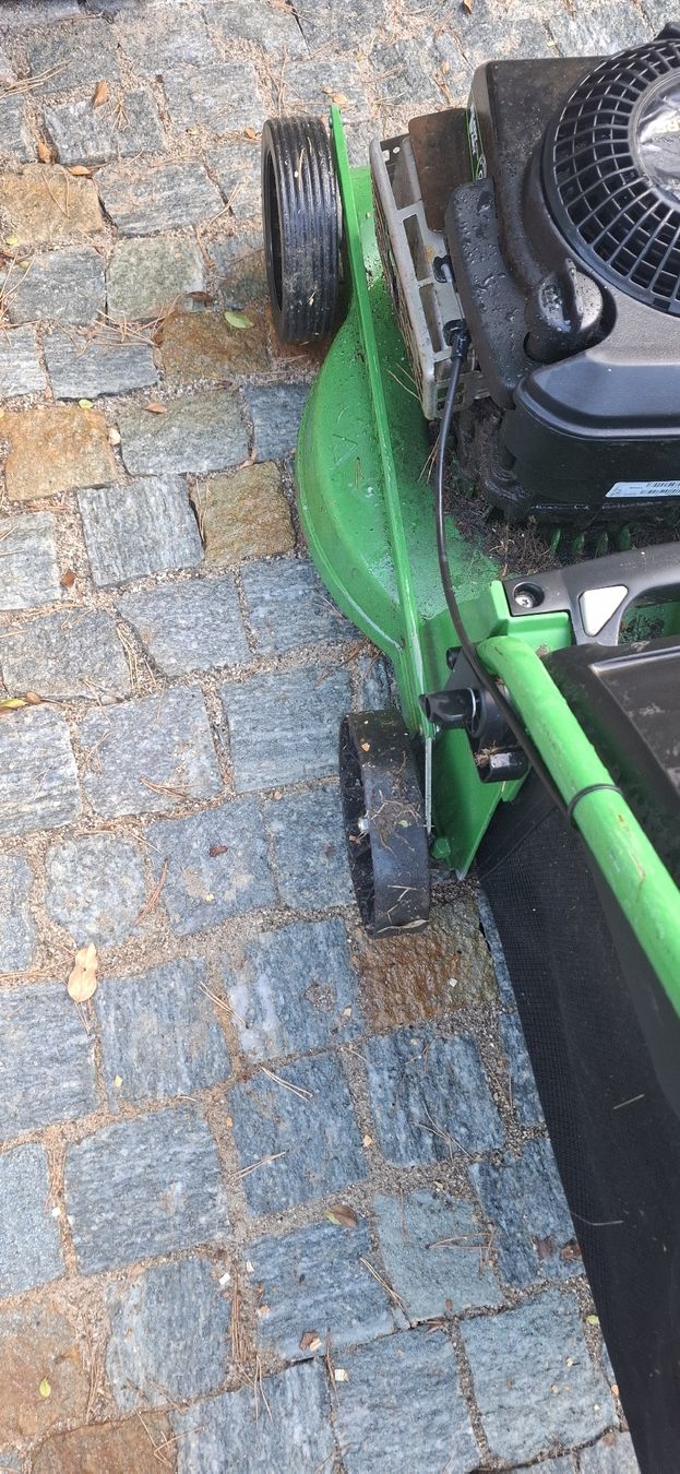 John Deere Rasenmäher: John Deere Rasenmäher Benzin  – Gebraucht aus Birsfelden von rtfroeschli 2