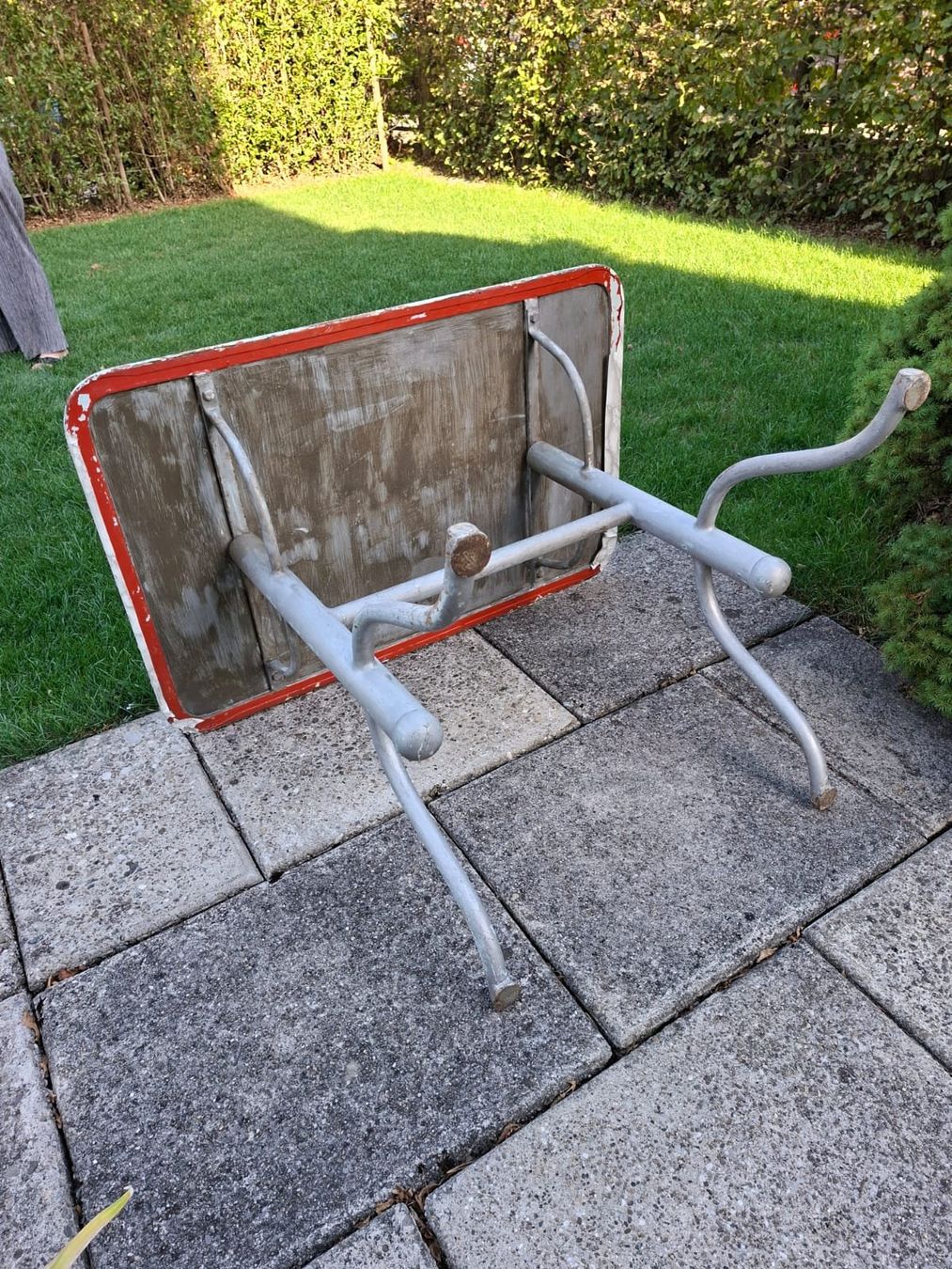 Tavoli: Antiker Gartentisch – Usato da Trimbach venduto da stillik 2
