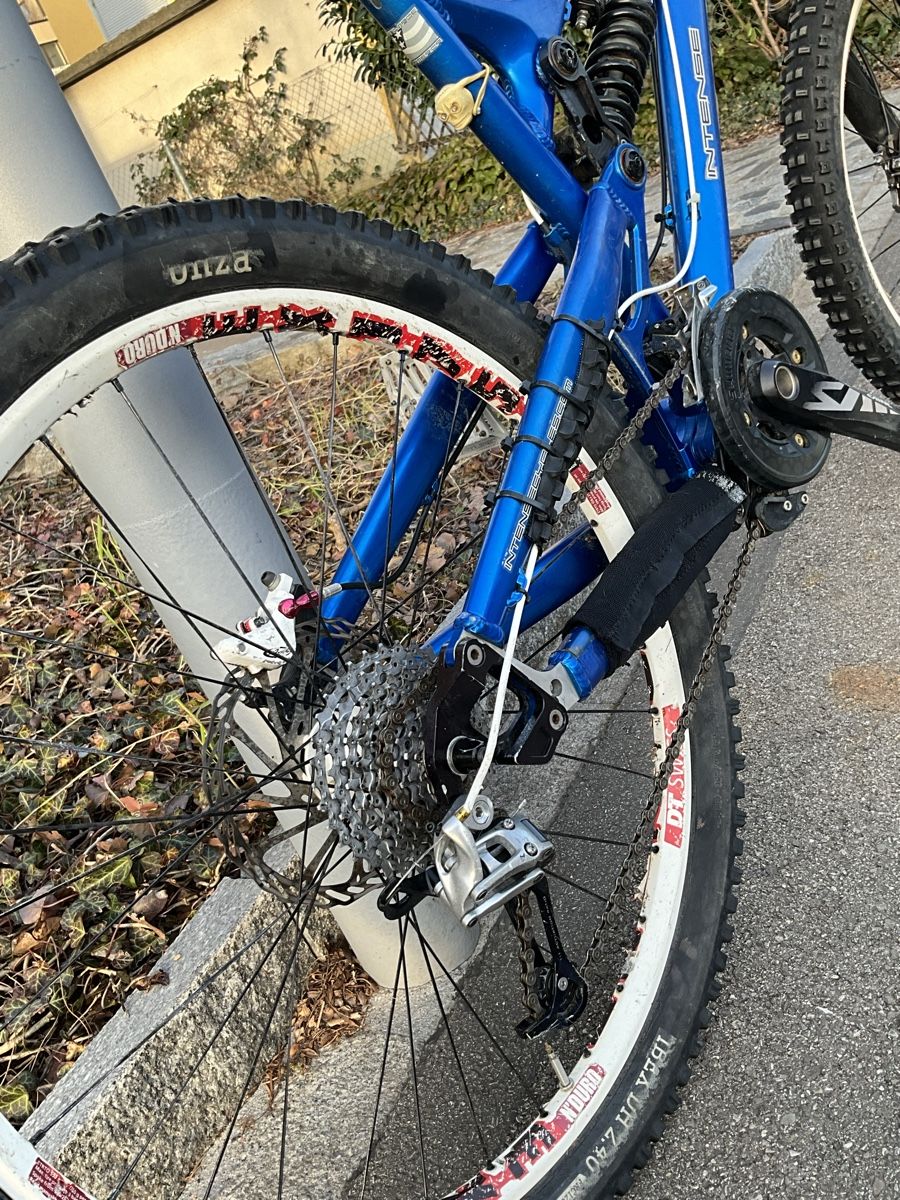 Velos: INTENSE UZZI VPP – Gebraucht aus Zürich von thovala 2
