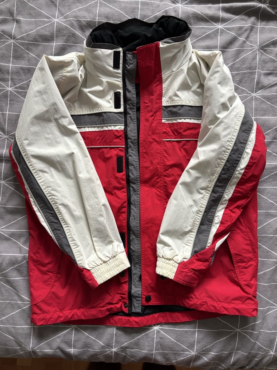Jacken: Winter jacket for kinder old school size 164  – Gebraucht aus Belfaux von vik_c6z2