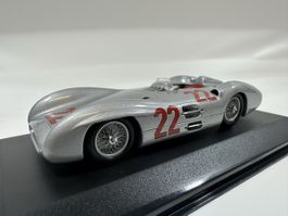 Mercedes W 196 1:43 GP France 1954, Acrylbox+OVP, MINICHAMPS