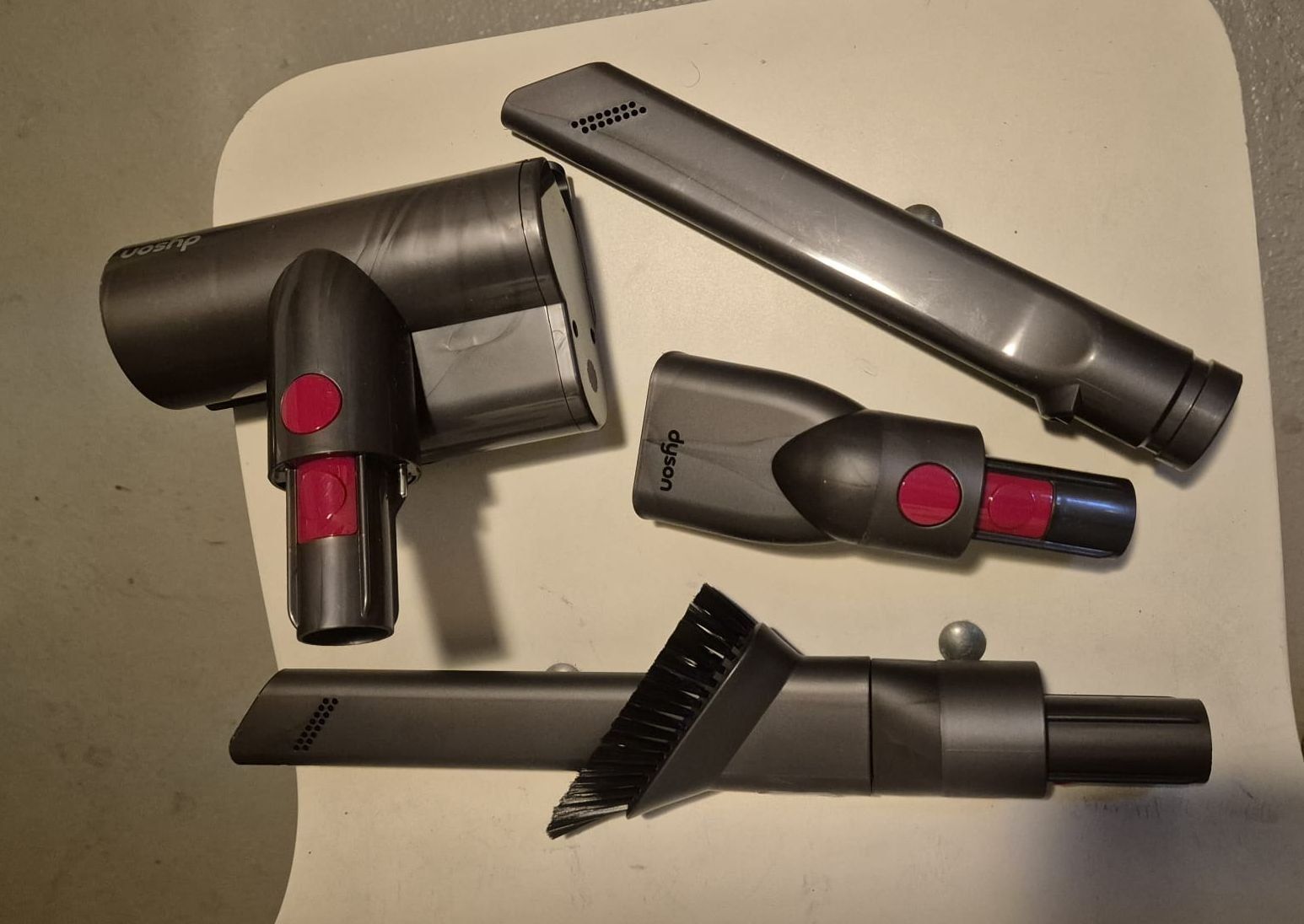 Dyson Aspirapolveri & Accessori: Dyson Zubehör Set Handstaubsauger Teile Set – Nuovo (secondo la descrizione) da Dübendorf venduto da Rekism