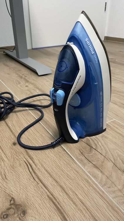 Bügeleisen Philips Eco Care 2400W | Kaufen auf Ricardo