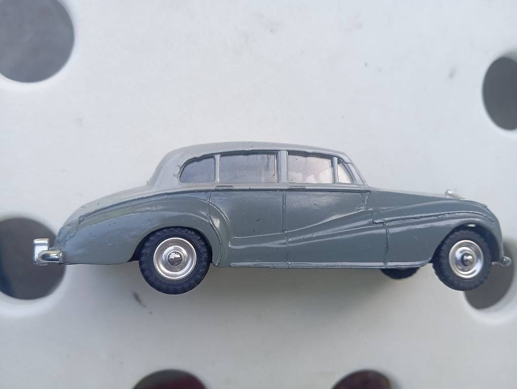 Rolls Royce Modellini d'auto: Rolls Royce silver wraith – Usato da Basel venduto da Petergunn 2