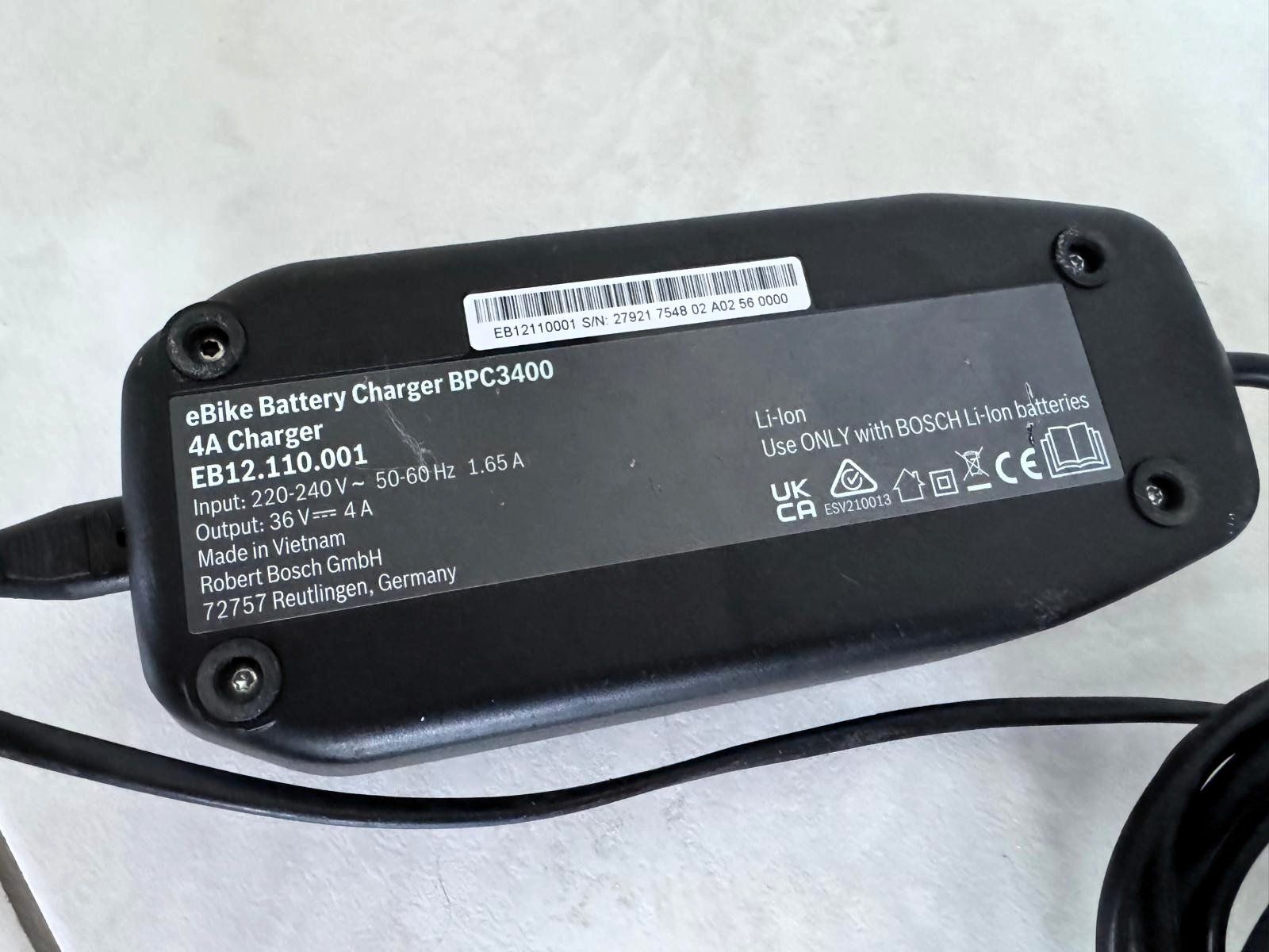 Bosch Caricabatterie: BOSCH eBike Batterie Ladegerät 36V/4A – Usato da Sempach venduto da sta_p662 2