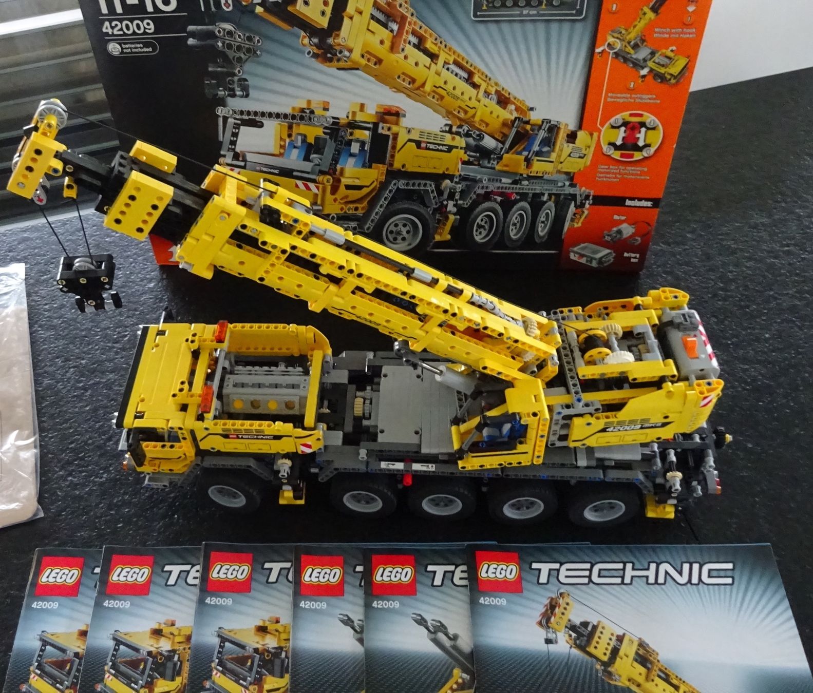 Lego Spielzeuge: LEGO Technic Mobiler Schwerlastkran 42009 – Gebraucht aus Wagenhausen von FrauLang 1