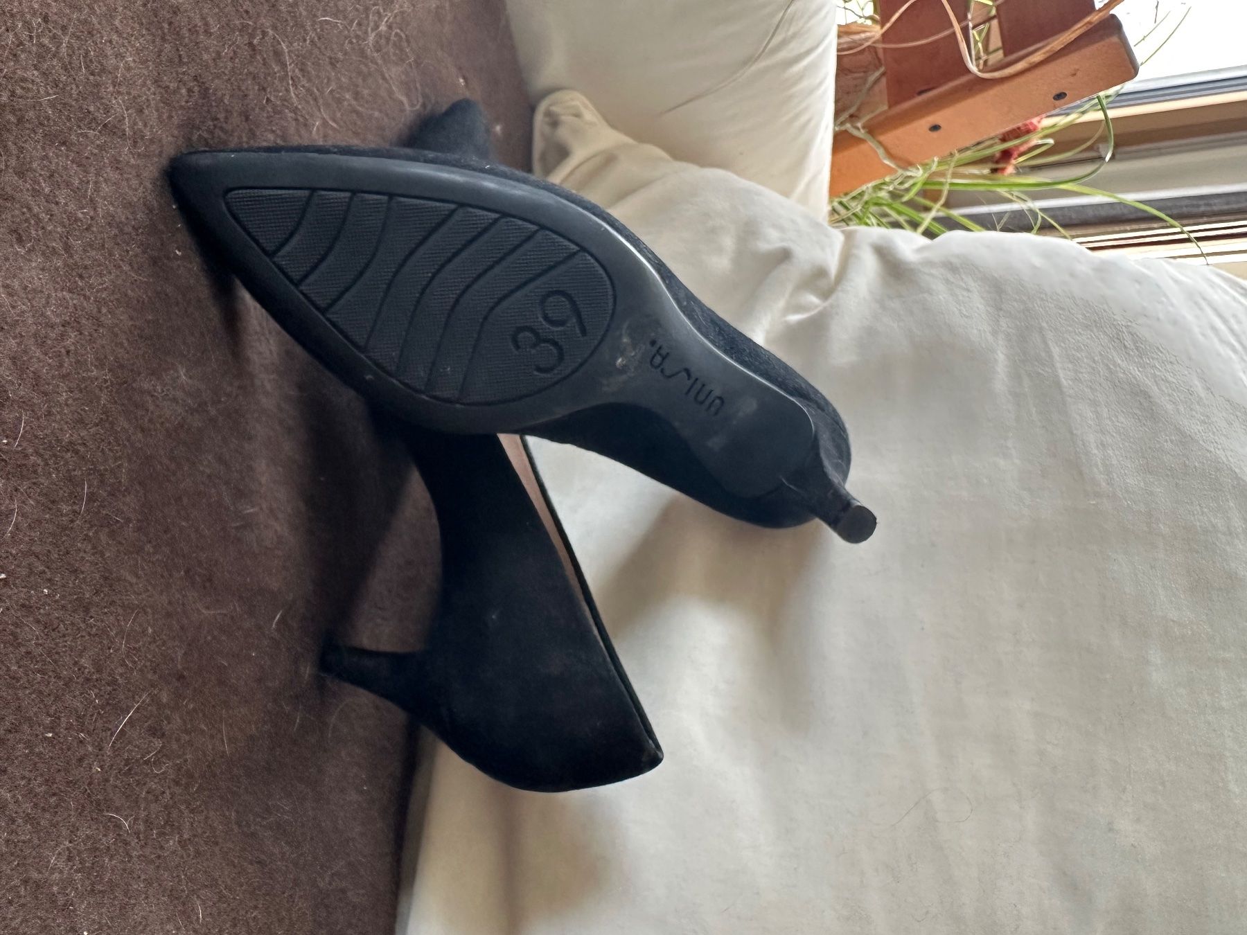 Unisa Scarpe da donna: Schwarze Pumps, Grösse 39 - Unisa – Nuovo (secondo la descrizione) da Samedan venduto da Enle 1