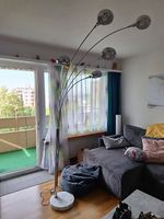 Stehlampe für das Wohnzimmer