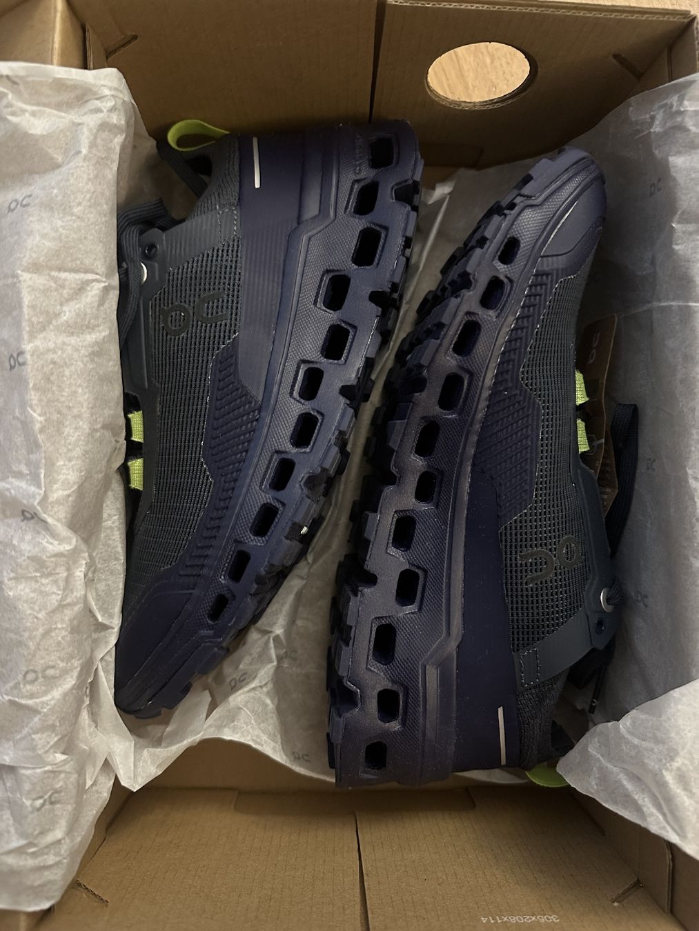 On Chaussures femmes: NEU On Cloudultra 2 Damen EU 38 – Neuf avec emballage d'origine à Zürich par jabo22