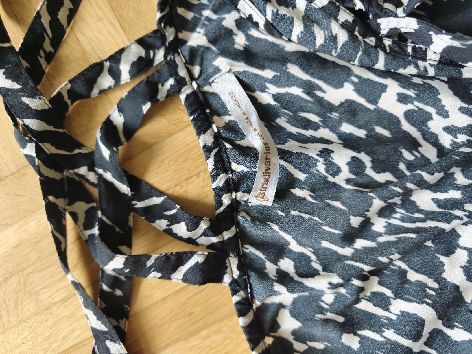 Stradivarius Tute: Overall, black &white Gr.M – Usato da Bern venduto da Tschu_Tschu 3