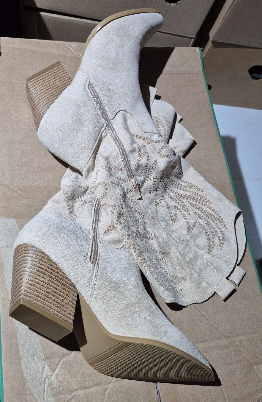 Scarpe da donna: Damen Stiefel – Nuovo (secondo la descrizione) da Wislikofen venduto da Ana.Gomes 3