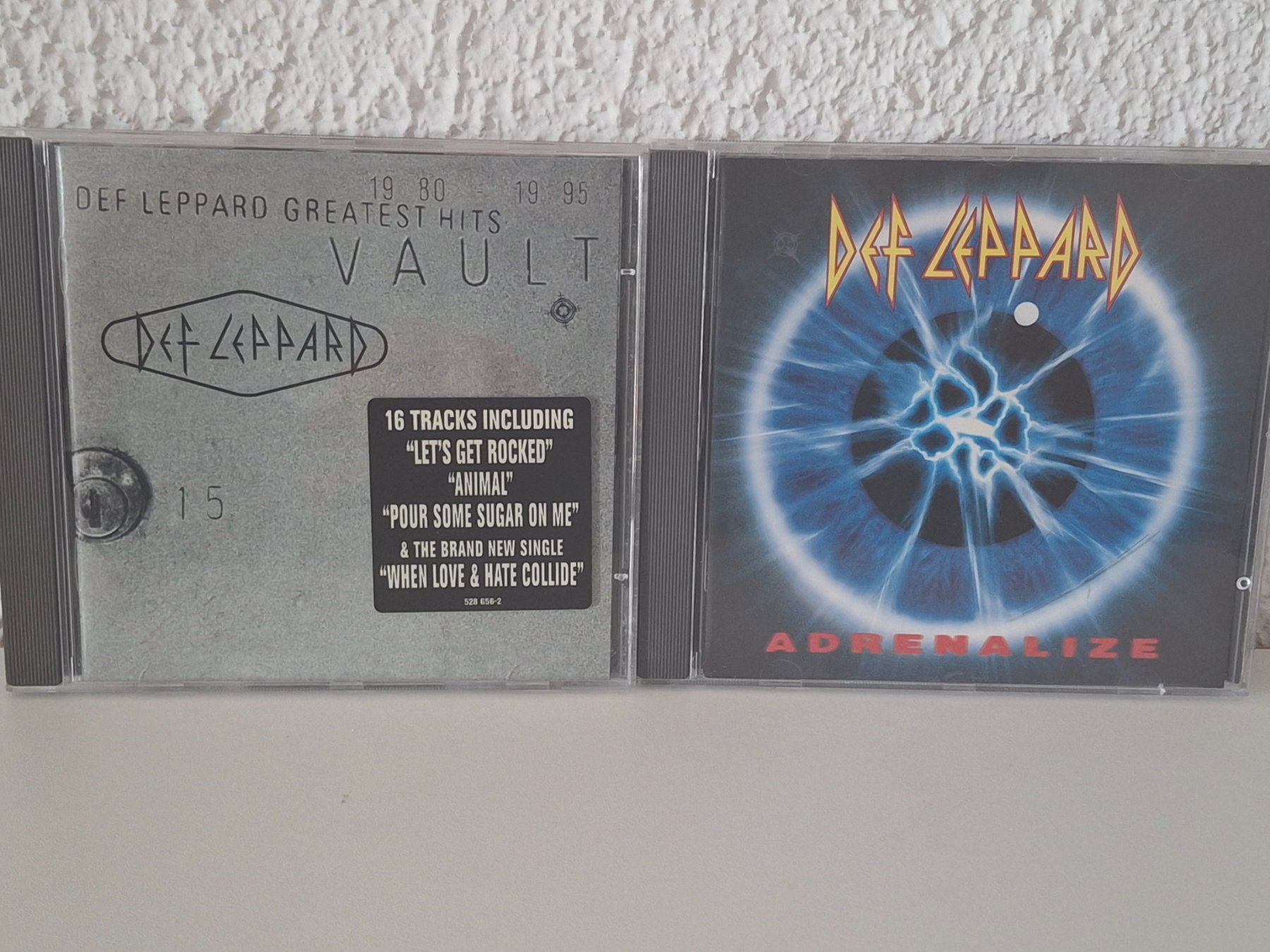 CD: 2CD DEF LEPPARD - Vault & Adrenalize😍 – Usato da Aarberg venduto da Jackup1