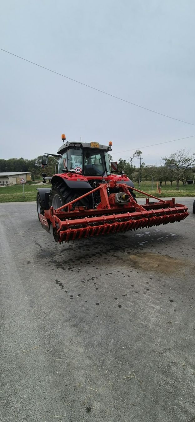 Lely Tutte le macchine: herse lely 4m – Usato da Bofflens venduto da misstigrise_98