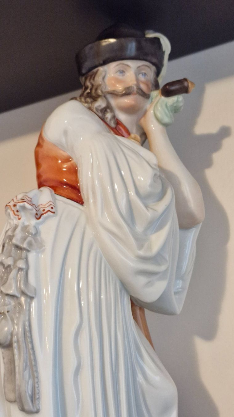 Herend Figurines: 🫟Herend Porzellan "Husare" oder "Kosake" 31cm Top Zustand – D'occasion à Au SG par roby0101 1