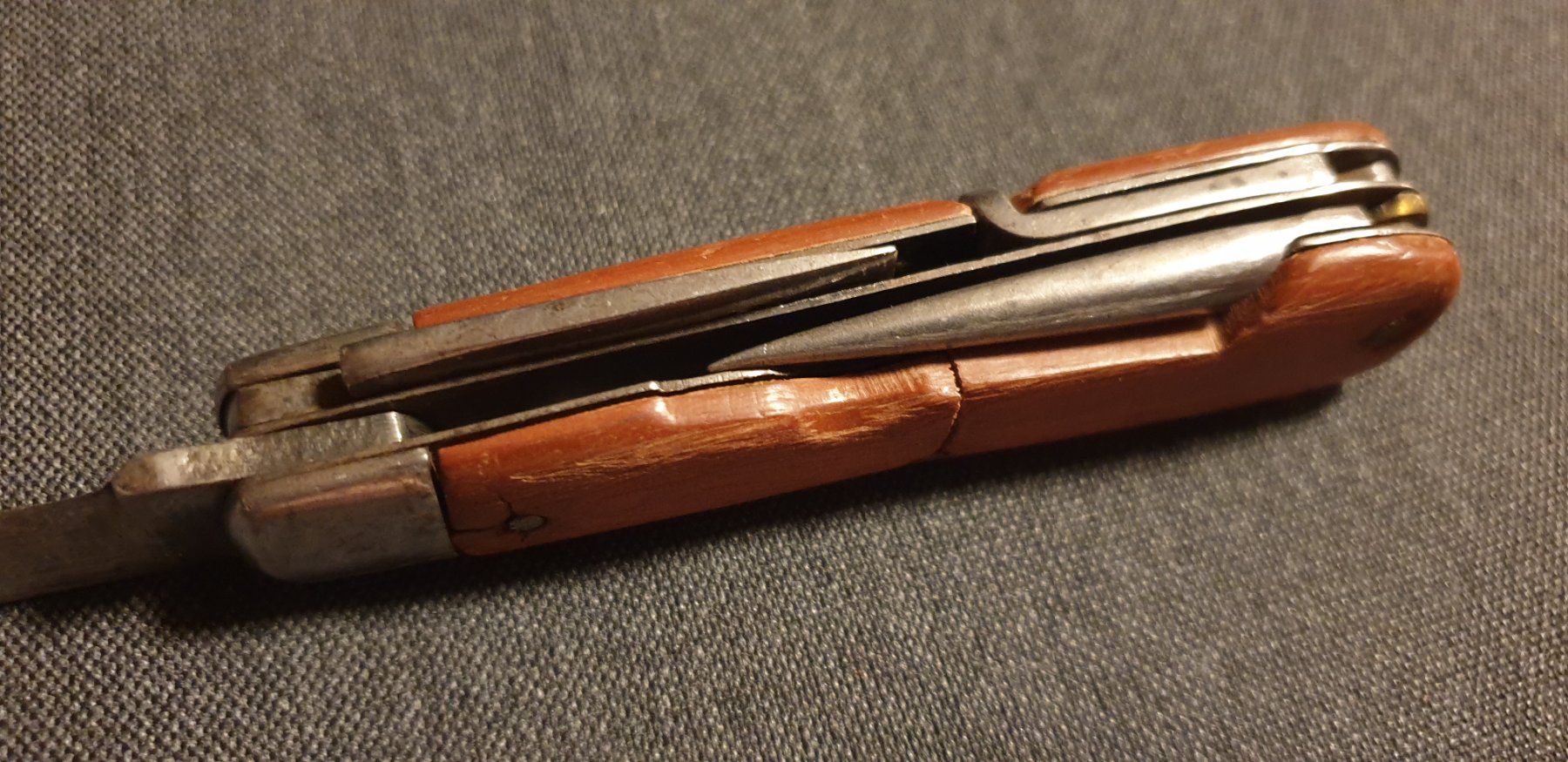 Wenger Coltelli tascabile: Wenger Militar mod 1908 Sackmesser Alt Holz – Usato da Val D Illiez venduto da SnowRoof 2