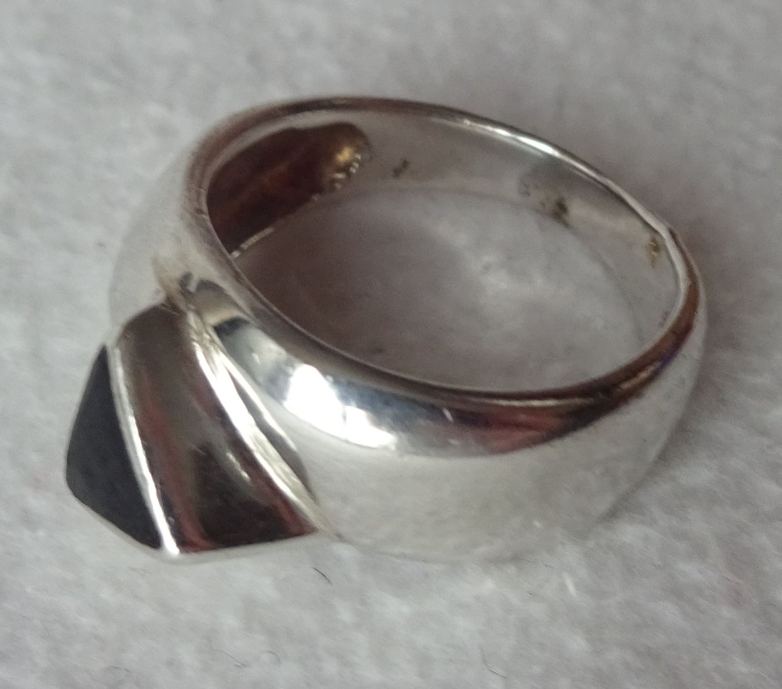 Anelli: Silberring mit schwarzem Stein – Usato da St.Gallen venduto da Paddington11 5
