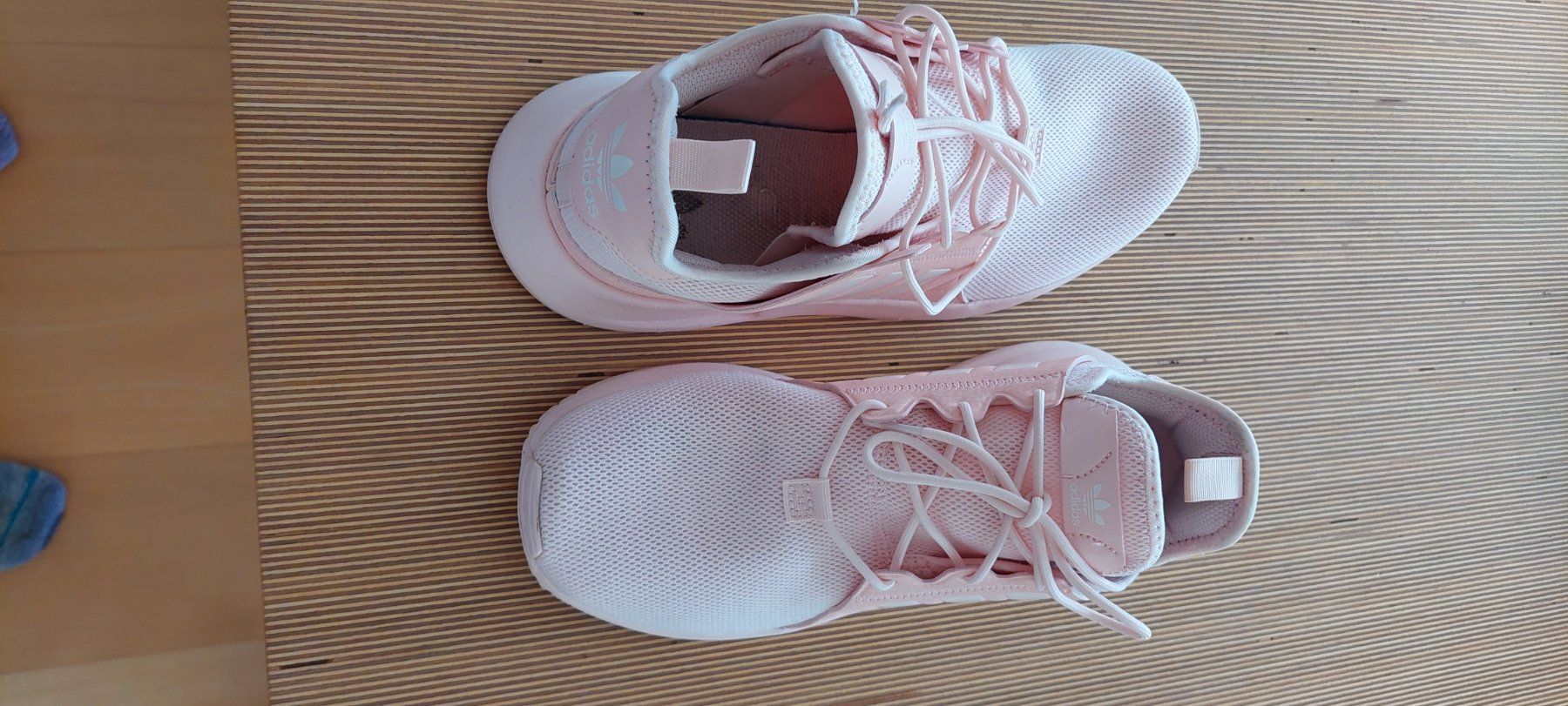 Scarpe da donna: Adidas Sneakers, BY9880, Rosa, Grösse 40 – Nuovo (secondo la descrizione) da Winterthur venduto da churri1