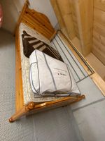 ganzes Schlafzimmer Bett,Nachtisch,Schrank +Spiegel 