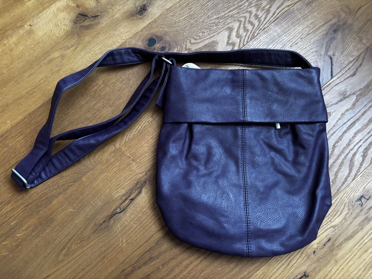 Zwei Sacs femmes: Zwei Tasche – D'occasion à Steffisburg par nikita009