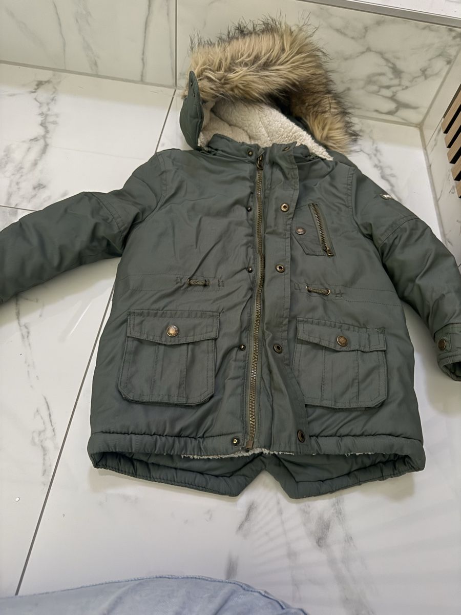 Vestes & Manteaux: Blouson – D'occasion à St-Pierre-Clages par loc_8vtz