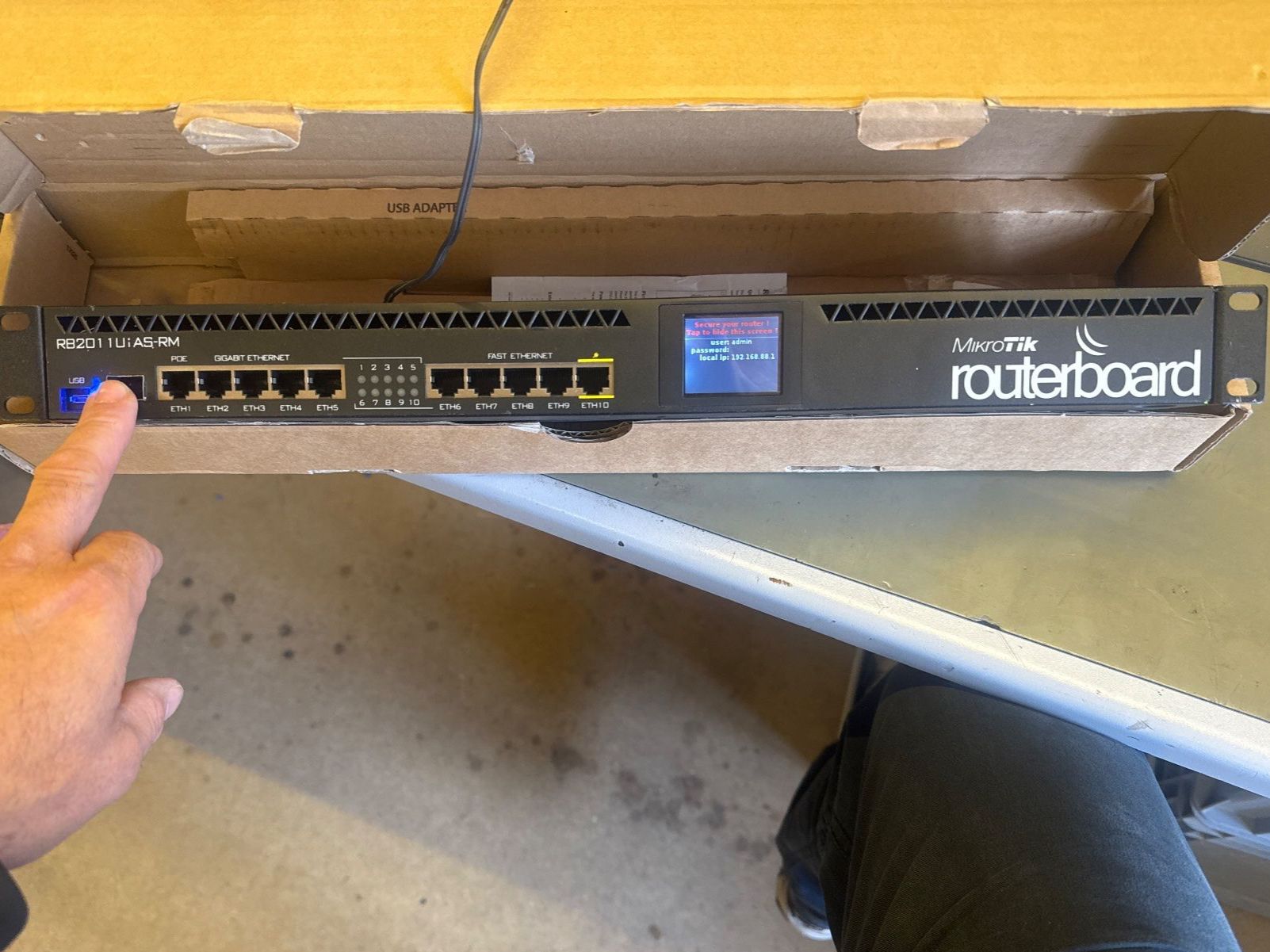 Mikrotik Modem & Router: Mikrotik RB2011UiAS-RM Router – Usato da Adelboden venduto da Chappeler 1