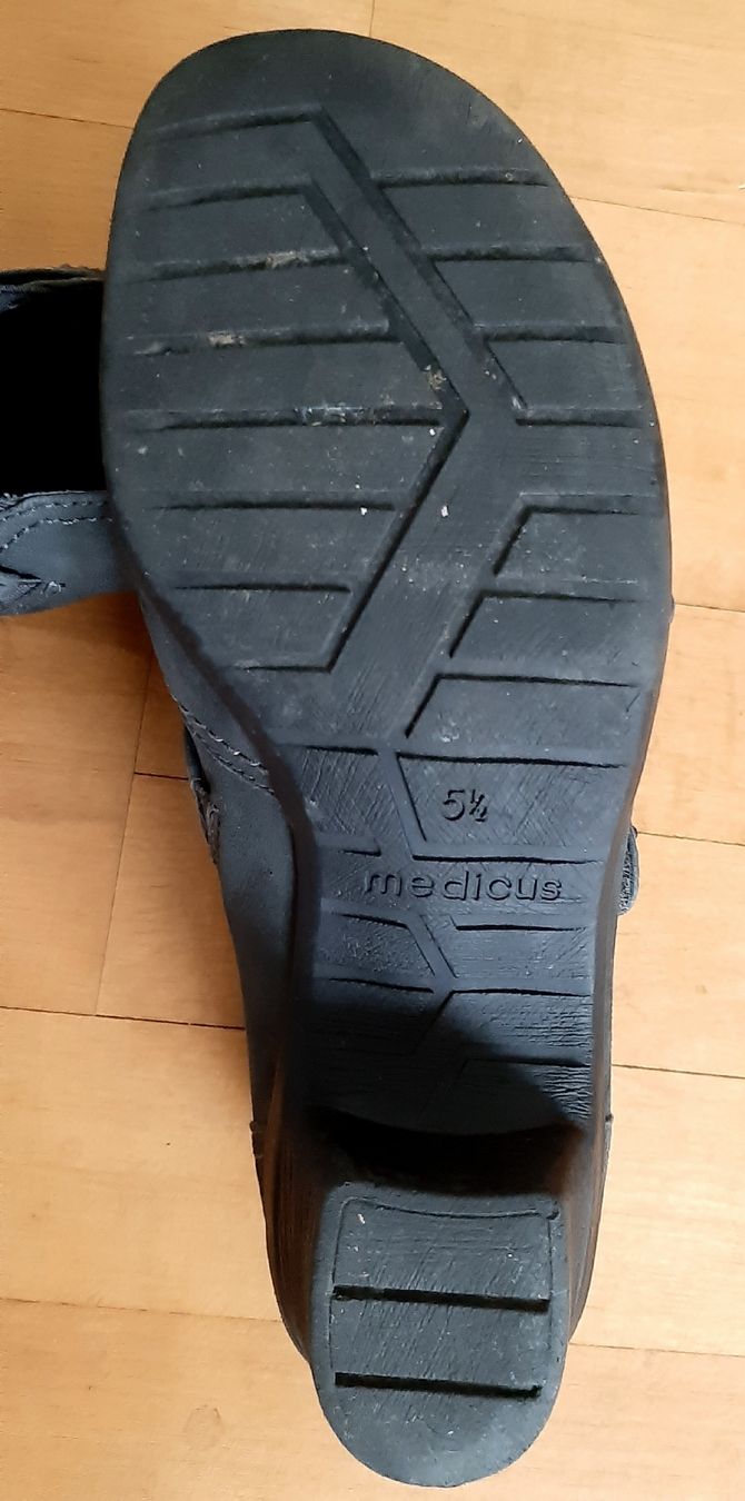 Scarpe da donna: MEDICUS Wildleder-Schuhe, Grösse 38.5/39 – Nuovo (secondo la descrizione) da Kirchberg BE venduto da CZ09 3
