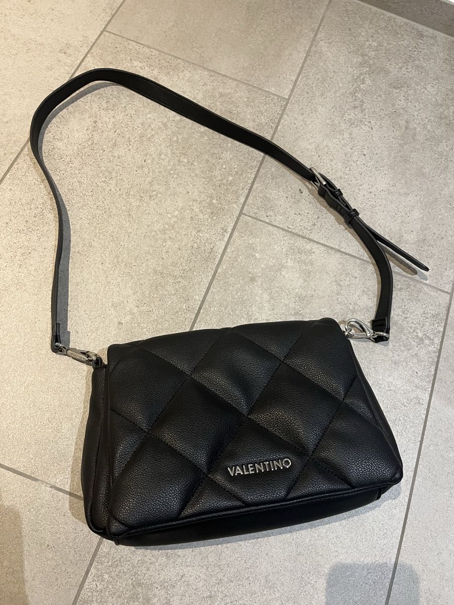 Valentino Borse da donna: Valentino Tasche Schwarz – Usato da Eschenbach SG venduto da lena.0112
