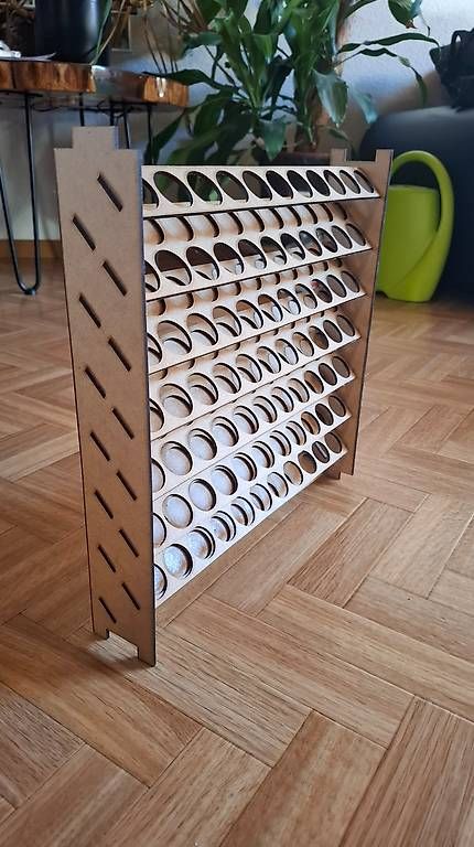 Sonstige Dekorationen & Accessoires: Grand rack / support de rangement MDF  (77 emplacements) – Gebraucht aus Noréaz von san_f77y 1