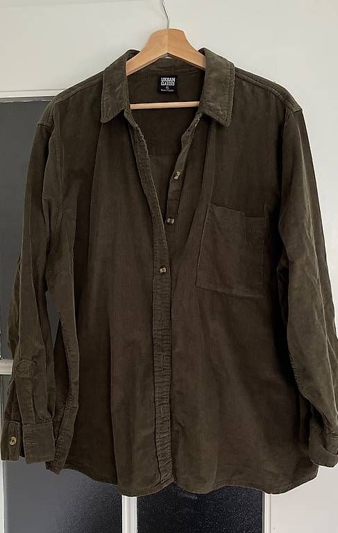 Camicette: Damen Cord Bluse Olive Urban Classics XL Oversize – Usato da Burgdorf venduto da Jasmin_Ju