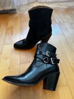 Stiefelette schwarz im Cowboystil mit Schnallen Gr. 40