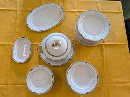 Mitterteich Bavaria Porzellan-Tafelservice mit Terrine