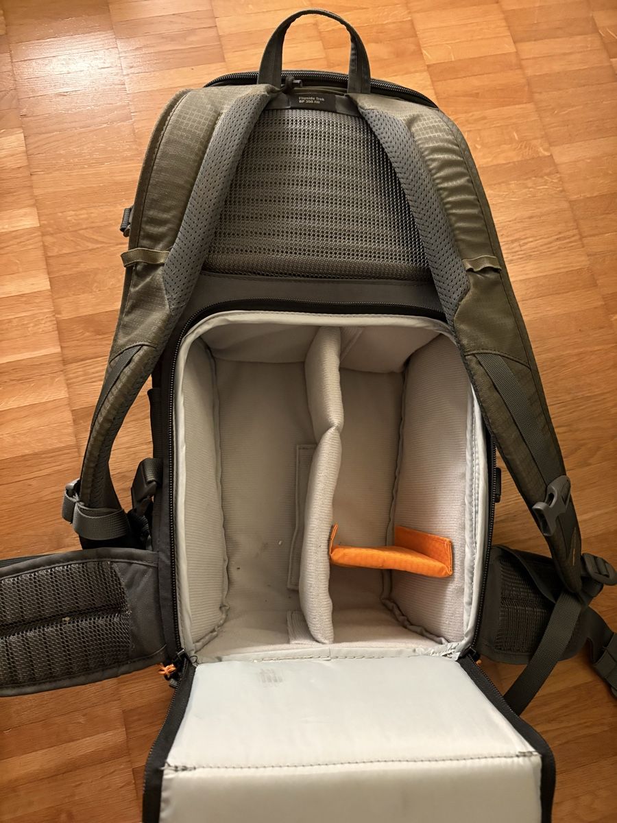 Lowepro Zaini: Kamerarucksack Lowepro Flipside Trek 350AW – Usato da Glattpark(Opfikon) venduto da mjunker 1