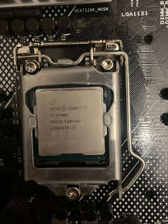 Processeur Intel Core I7-9700K - 8 Cœurs, Jusqu'à 4.90 GHz - Occasion En état Fonctionnel