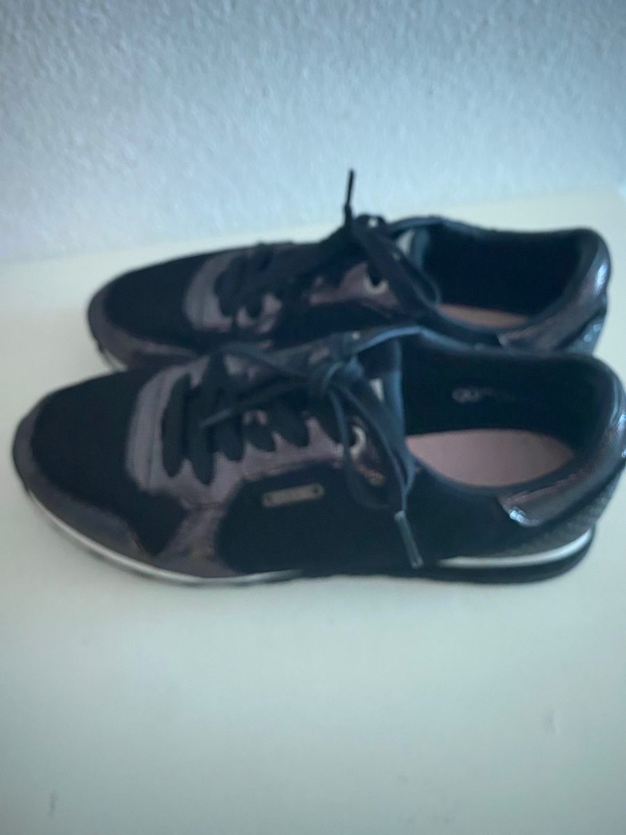 Pepe Jeans Scarpe da donna: Sneaker Pepe Jeans Gr. 39 – Usato da Biel-Benken BL venduto da PANORMUS 2