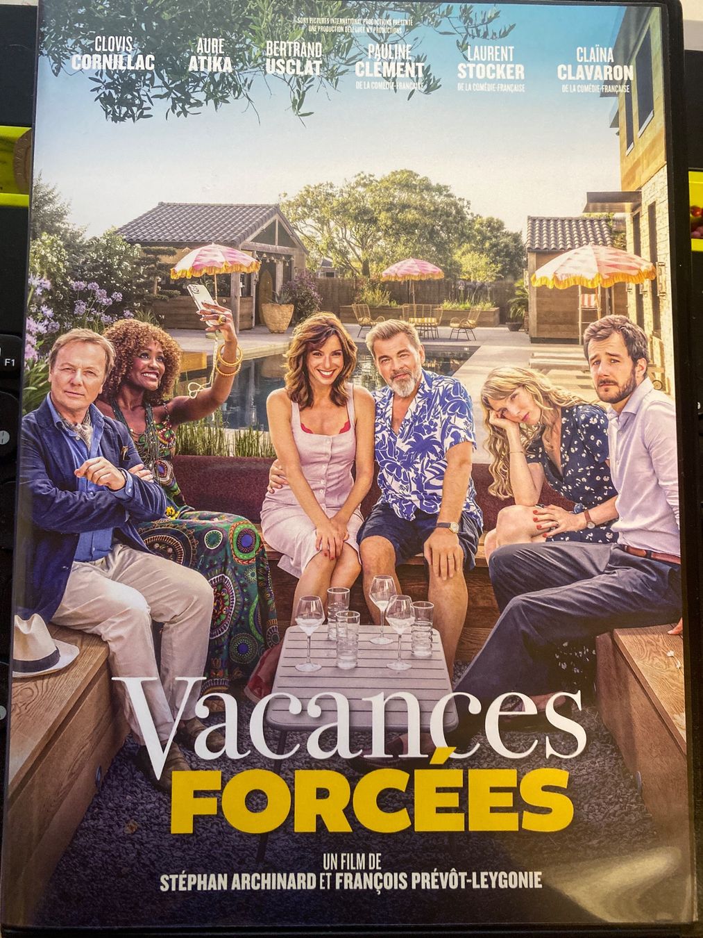 Tous les DVDs: DVD -   Vacances Forcées - Clovis Cornillac – D'occasion à Le Brassus par cinema13