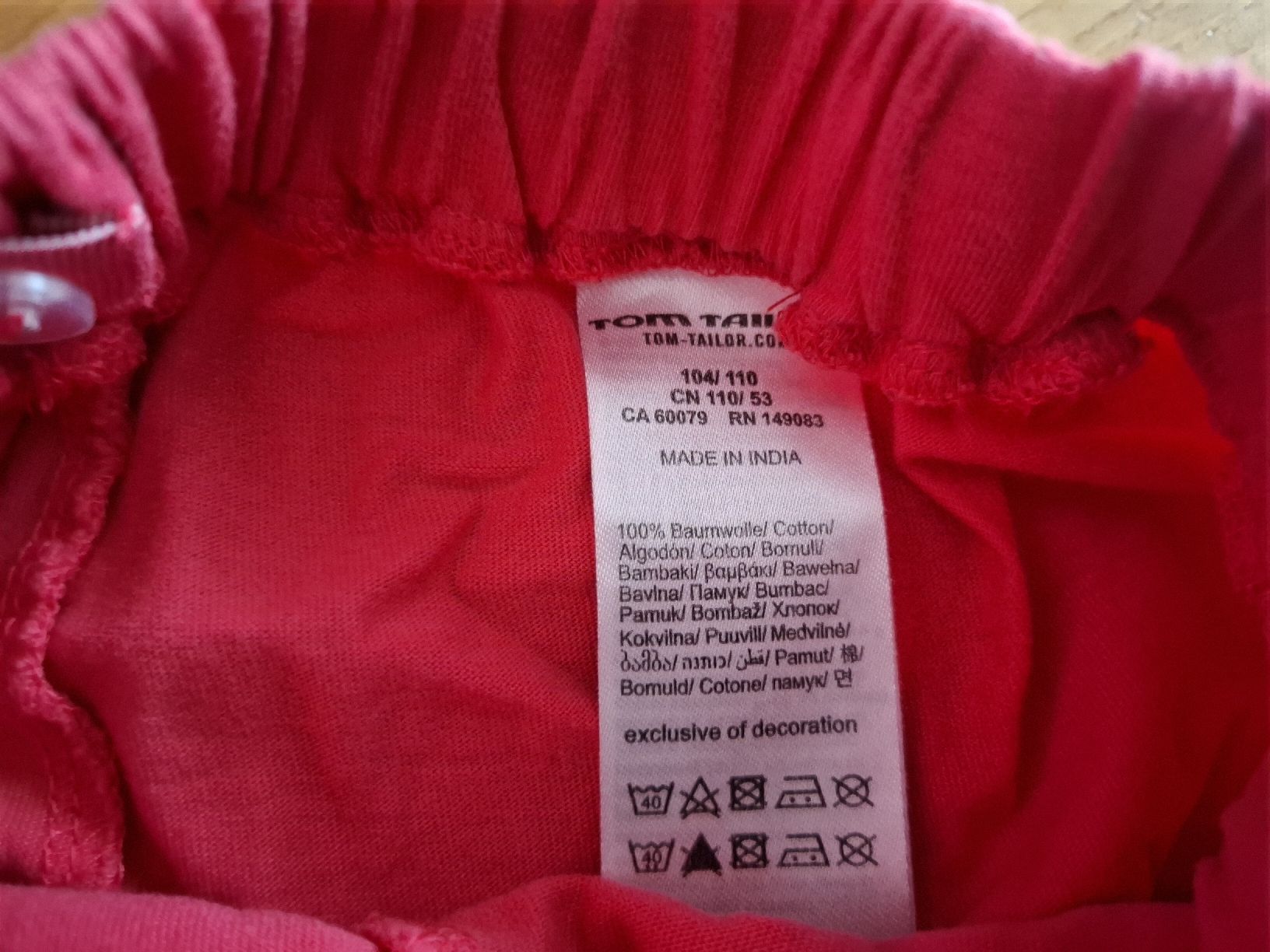 Lotti & Set di vestiti: Mädchenröcke & Shorts Gr. 104 Tom Tailor, H&M – Usato da Baar venduto da Jhonny18 4