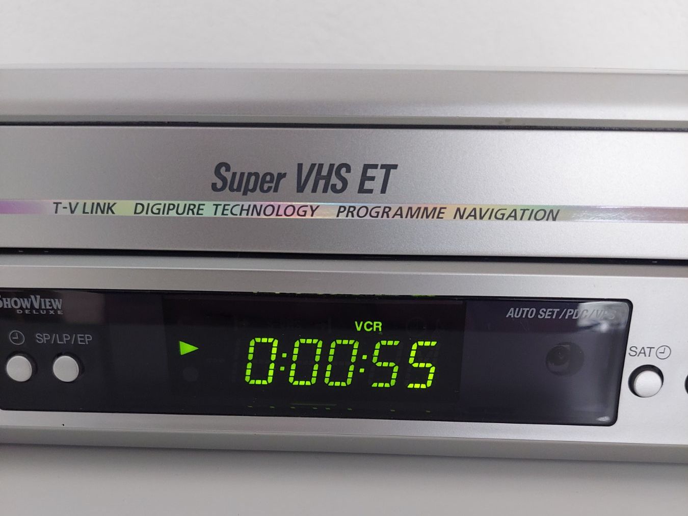 JVC Registratori: Videorekorder JVC HR-S7960, VHS – Usato da St.Gallen venduto da Tamal0204 1